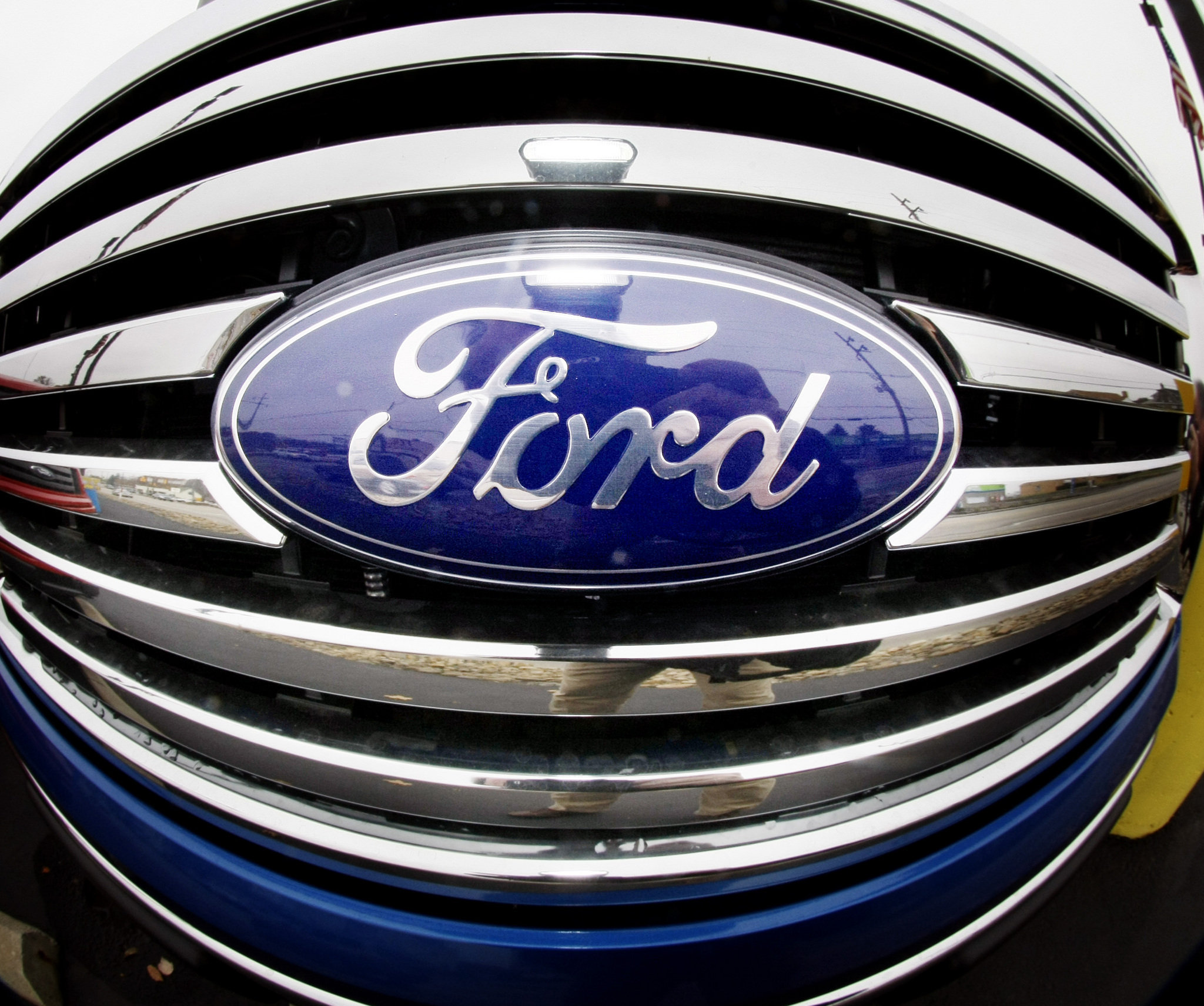 History of the ford logo blue oval